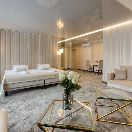 Hotel & Spa Bialy Dom Пшишовице Экстерьер фото
